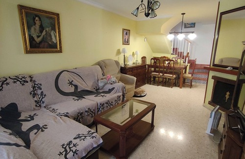 Vélez-Málaga Chalet De Esquí | Chalet en 1ª línea de playa,en la Costa del Sol.Ideal familas,mascotas aceptadas