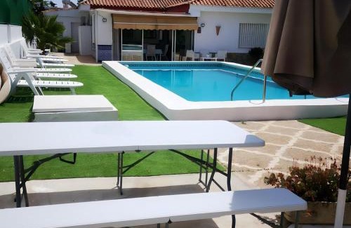Valencina de la Concepción Casa | Chalet con Jardin Piscina Privada y parking