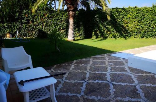 Valencina de la Concepción Casa | Chalet con Jardin Piscina Privada y parking