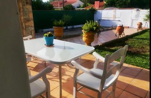 Valencina de la Concepción Casa | Chalet con Jardin Piscina Privada y parking