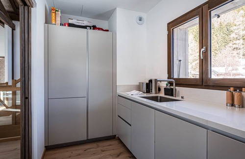 Les Tines Chalet De Esquí | Chalet Etoile: lovely brand new four bedroom chalet