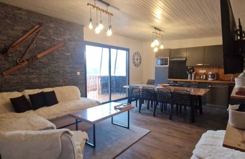 Besse-et-Saint-Anastaise Chalet De Esquí | Chalet Marghan Super Besse 8+2 persons with Spa