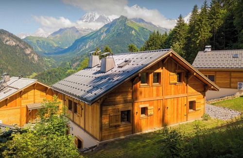 Saint-Nicolas-de-Veroce Chalet De Esquí | Chalet Mussol - family stay on the slopes for 14 - OVO Network