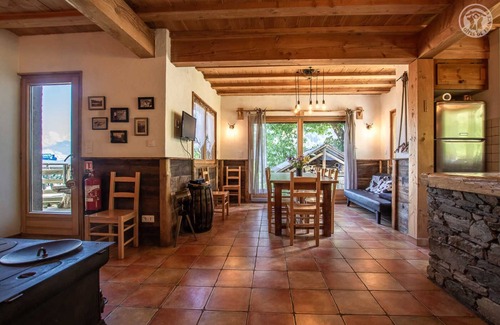 Saint-Colomban-des-Villards Casa | Chalet DU Coin - Grand Appartement