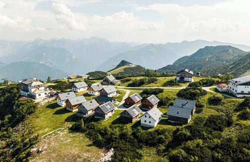 Ebensee Casa | Chalet Hochlocken | Sauna | Kitchen | Mountain