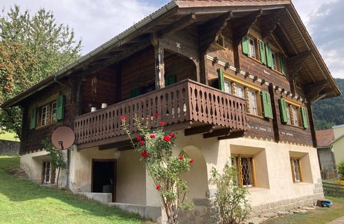Tavanasa Casa | Chalet en Suiza, a 10 minutos de las pistas