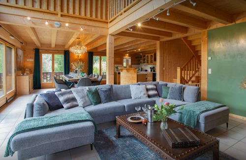 La Cote-d'Arbroz Chalet De Esquí | Chalet Isla de Lux - family mountain break 12p sauna & spa - OVO Network