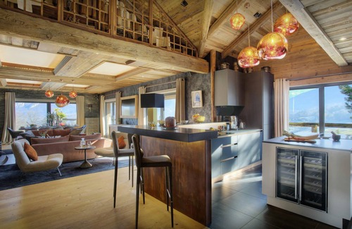Saint-Jorioz Chalet De Esquí | Chalet Kalyssia - luxury holiday for 11, spa & great skiing - OVO Network