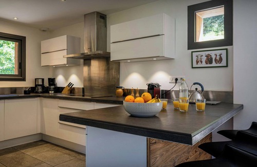 La Clusaz Chalet De Esquí | Chalet 4 * contemporáneo cerca de la pista, a 3 km de La Clusaz-wifi - OVO Network