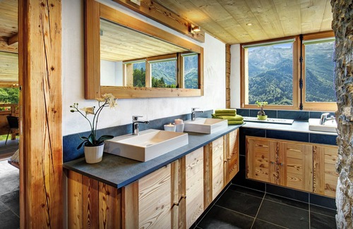 Les Clefs Chalet De Esquí | Espléndido chalet, piscina cubierta, sauna, baño de vapor, wifi - OVO Network