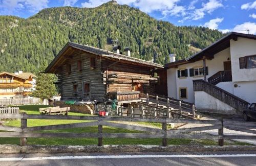 Pera Apartamento | Chalet Larsech