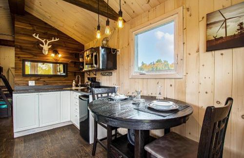 Notre-Dame-Auxiliatrice-de-Buckland Casa | Chalet le Coyote Lac, Micro Ferme, Sentier Du Domaine, Vue Sur Les Monts, Idéal 2 4 Personnes
