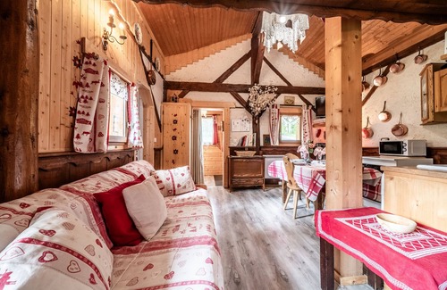 Vacheresse Chalet De Esquí | Chalet 'Le Glacier 2 Étoiles' con vistas a la montaña, jardín privado y Wi-Fi