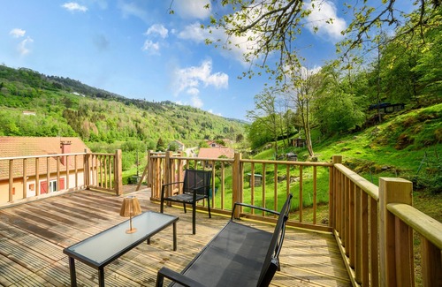 Cornimont Chalet De Esquí | Chalet 'Massassi Plaza' con vistas a la montaña, Wi-Fi y aire acondicionado