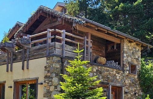Superbolquere Chalet De Esquí | Chalet-Mintaka-De Lujo-Baño tipo “wet room”-Vista a la Montana