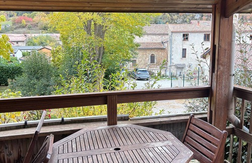 Roquefeuil Chalet De Esquí | Chalet 'Montana 3- 4pers' with Private Pool and Wi-Fi