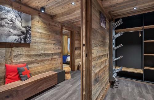 Saint-Maximin Chalet De Esquí | Chalet neuf avec piscine, sauna et proche des pistes à Courchevel Village - FR-1-562-49