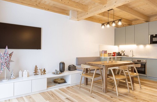 Schonberg Casa | Chalet Nr. 4 mit 2 Schlafzimmern und Sauna by Interhome