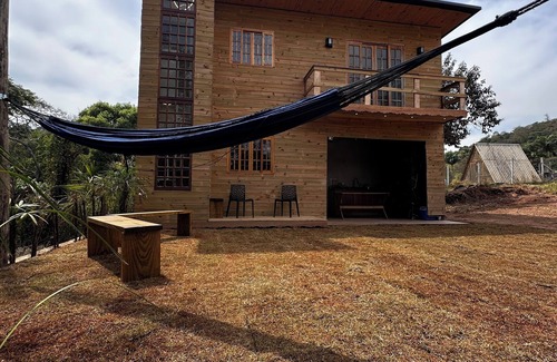 Mairipora Chalet De Esquí | Chalet on the banks of the Mairiporã dam