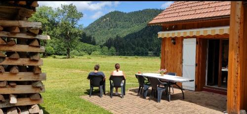 Xonrupt-Longemer Chalet De Esquí | Chalet pour amoureux de la nature avec vue sur le lac de Retournemer