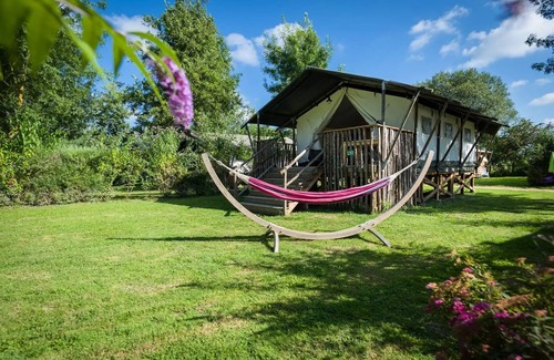 Brissac-Quince Chalet De Esquí | Premium Maine Chalet 2 Schlafzimmer - TV - Geschirrspüler - NEU 2025, PONTON PRIVE! 6 Personen