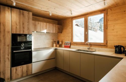 La Clusaz Chalet De Esquí | Chalet rénové 2020 pour 8 pers., proche pistes et village, garage, WIFI – La Clusaz - FR-1-304-262