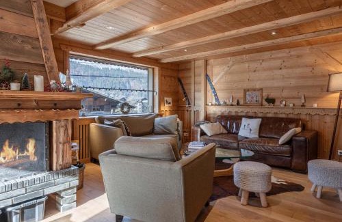 Morzine Chalet De Esquí | Chalet rénové de 170m² au centre de Morzine, 11 pers., proche télécabine, parking, terrasse, cheminée - FR-1-754-5