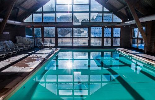 La Joue du Loup Chalet De Esquí | Chalet Residence Flocons du Soleil by Actisource