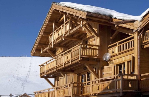 Cognet Chalet De Esquí | Chalet, al pie de las pistas de esquí, fitness, sauna, balcón, chimenea o estufa a leña, parking, tv