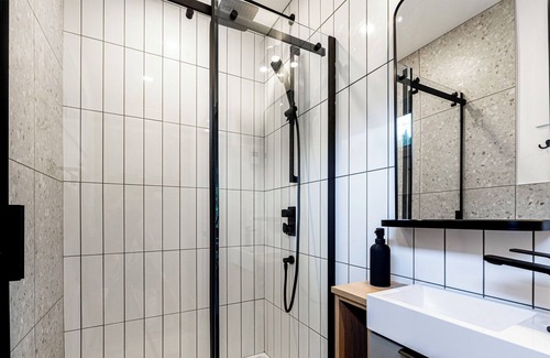 Adstock Chalet De Esquí | Chalet Skieur Adstock