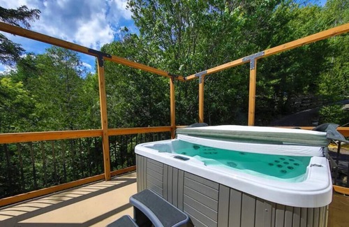 Chertsey Chalet De Esquí | Chalet sur le Bord du Lac Brûlé - SPA-BILLARD- Kayaks