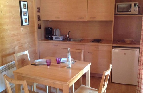Lempdes-sur-Allagnon Chalet De Esquí | Chalet with Terrace, 2 Bedrooms, for 6 people