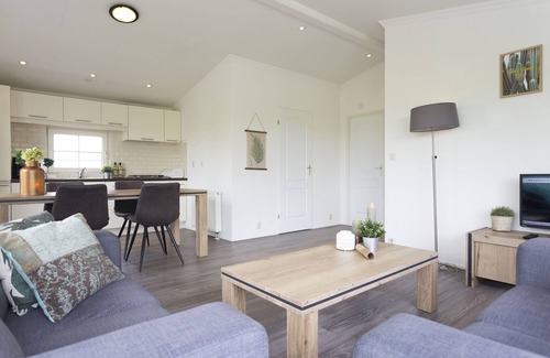 Berkhout Chalet De Esquí | Chalet with dishwasher near Hoorn