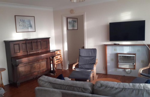 West Bay Apartamento | Chalet With Sea Views