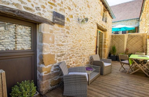 Auriac-du-Perigord Casa | Chaleureuse escapade périgourdine avec terrasse et mezzanine - FR-1-616-419