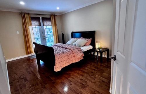 Longueuil Apartamento | Chaleureux 3BDR à 5 min de Montreal