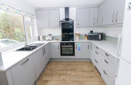 Trefin Cabaña | Chalfonts Cottage