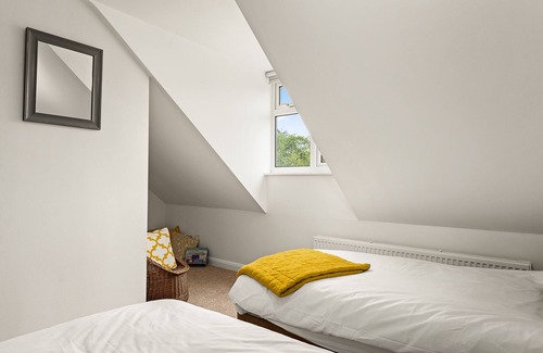 Woodcote Casa | Chambers Place