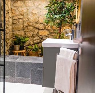 Leffe Apartamento | Chambre avec SDB incroyable en plein centre-ville DINANT