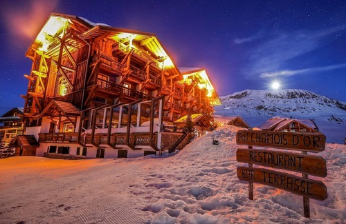 Huez Apartamento | Chambre communicante, balcon, ski aux pieds