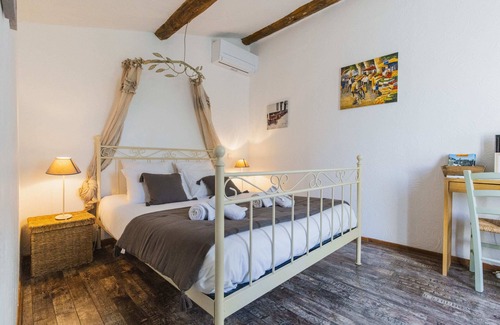 Lagnes Casa | Chambre d'hôtes - B&B - Fleur de Coton