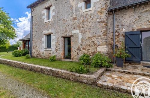 La Roche Foulques Cama Y Desayuno | Chambre d'hôtes avec piscine et petit-déjeuner proche d'Angers - FR-1-622-84