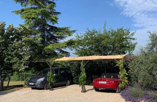 Apt Cama Y Desayuno | Chambre d'hôtes Le Cèdre