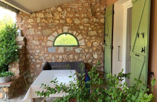 Apt Cama Y Desayuno | Chambre d'hôtes Le Cèdre