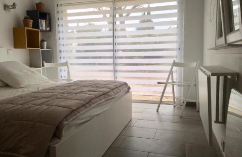 Quartier des Espesses Casa | Chambre indépendante avec terrasse privée et piscine