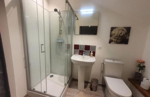 Marboz Apartamento | chambre indépendante