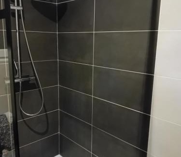 Roeze-sur-Sarthe Casa | Chambre no1 meublé chez habitant