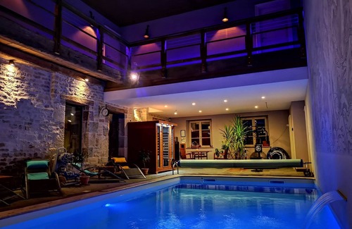 Bremondans Casa | Le Relais des deux tours, Habitación encantadora, Piscina interior climatizada, Sauna