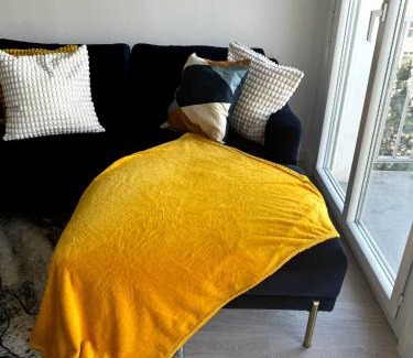 Rueil-Malmaison Casa | Chambre privée ds Appartement Design et Confort refait à neuf PROCHE de PARIS, la DEFENSE et VERSAILLES