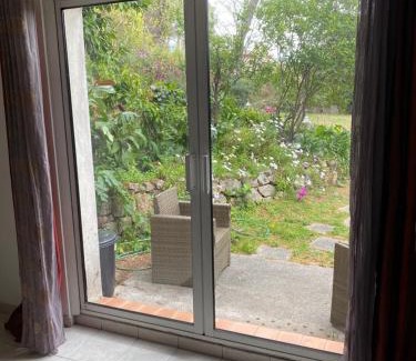 Le Cannet Cama Y Desayuno | Chambre spacieuse indépendante dans villa plus parking privée